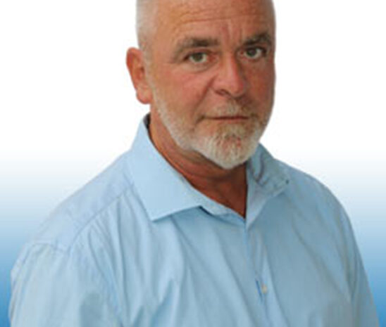  Axel Schmitt